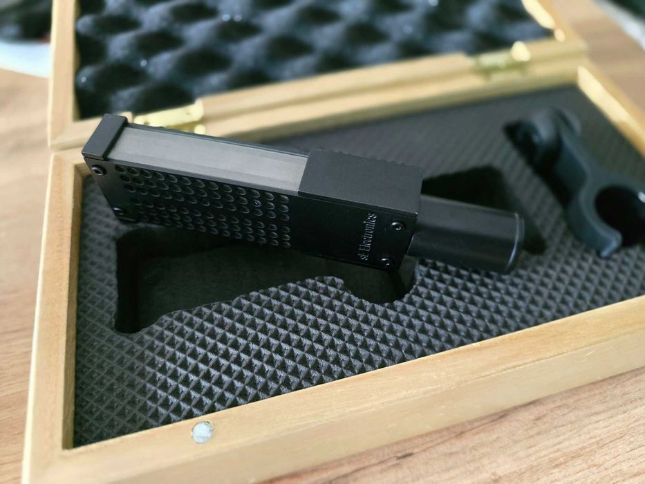 Лентов (ribbon) микрофон sE Electronics VR1