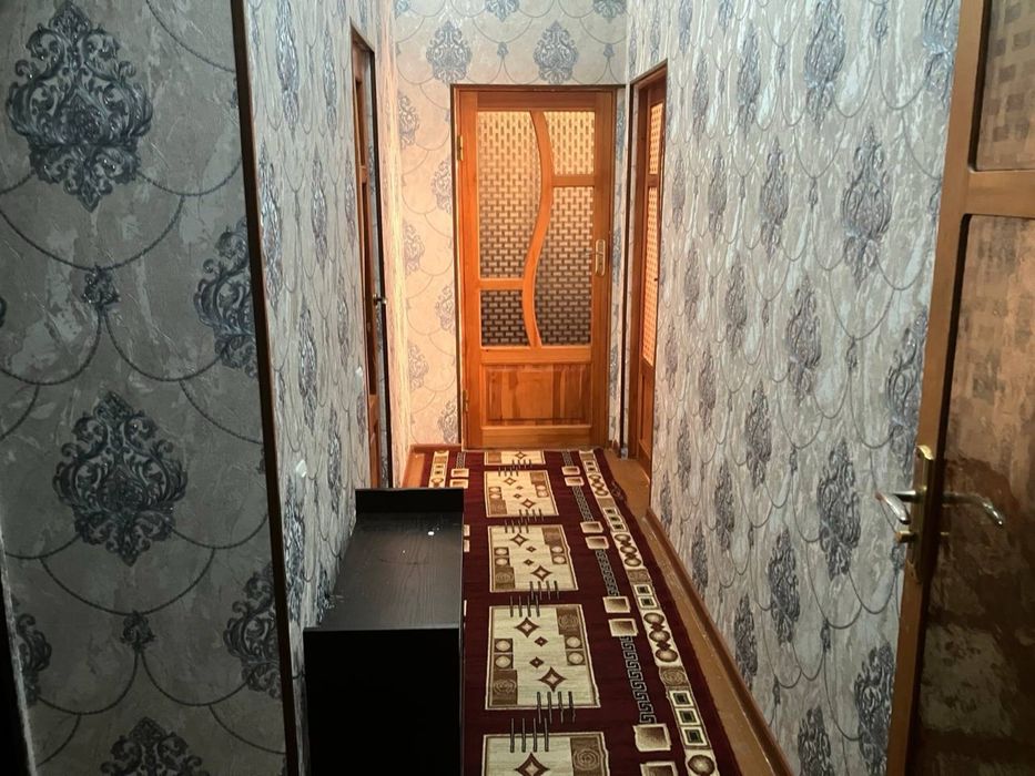 4 каватли домнинг 1 каватида 2 хонали квартира ижарага берилади