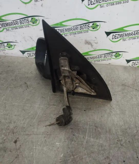 Oglinda stanga manuala E30157427 Volkswagen VW Passat 2001