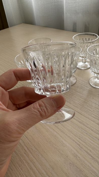 Рюмки хрустальные.