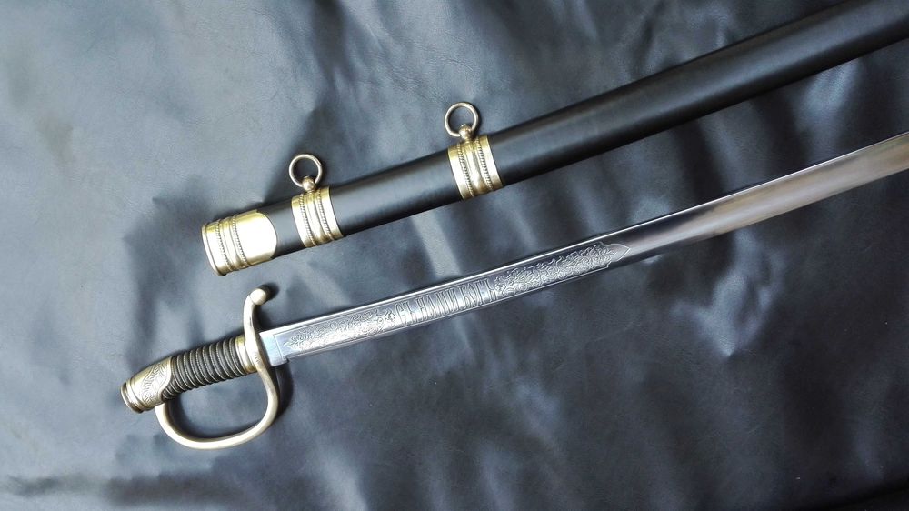 Офицерска сабя Александър Батенберг