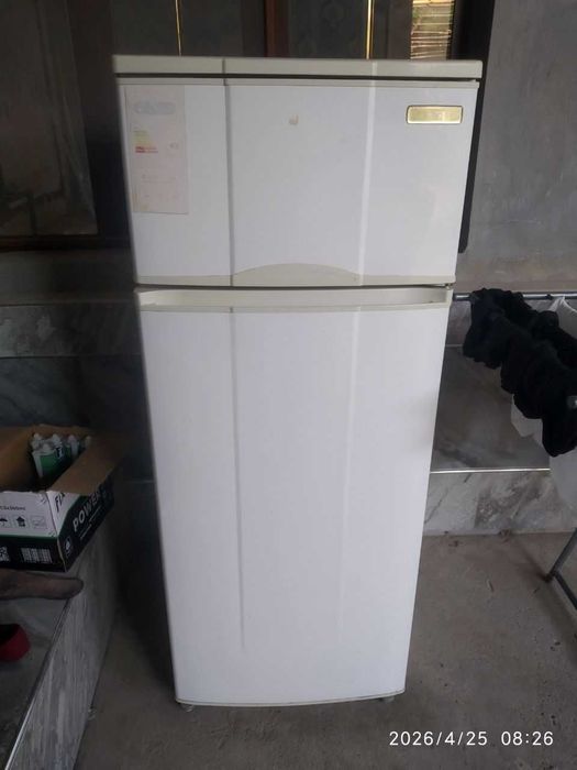 Полуавтомот кир ювиш мошинаси