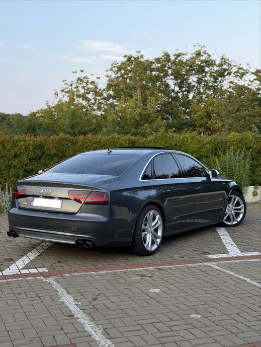 AUDI S8 2013 — imagine 3