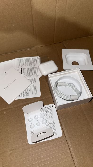 Vând căști airpods pro 2