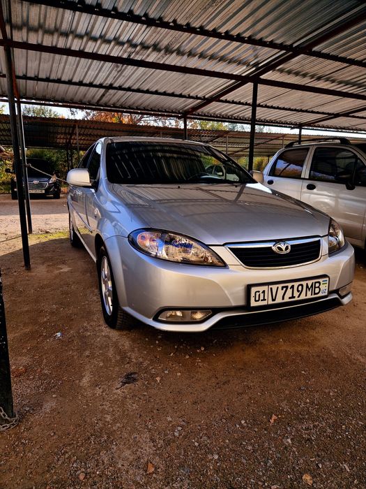 Продам свой Gentra