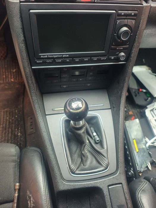 Vând audi A4 B6 2003 1.9 tdi 131 cai