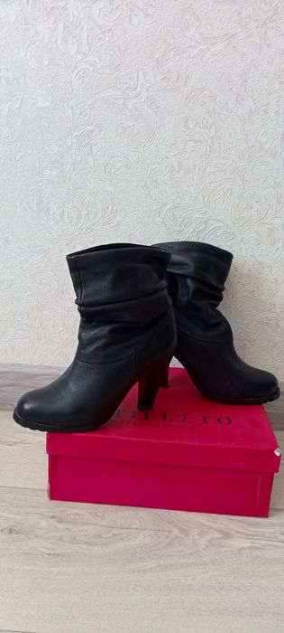 Продам сапоги демисезонные