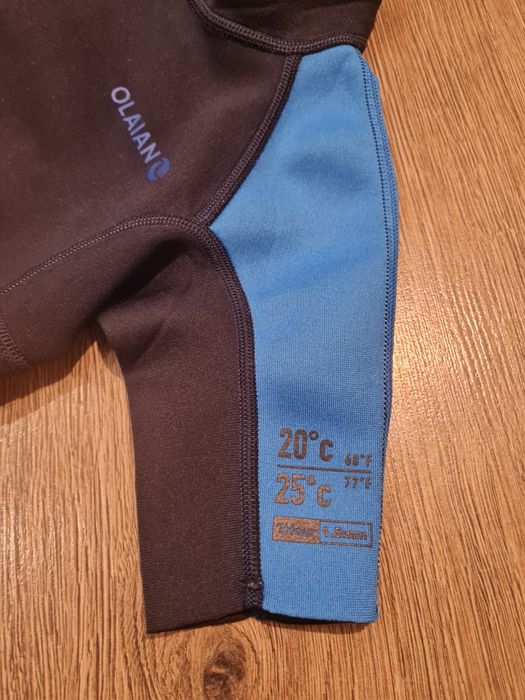 Combinezon inot Olaian