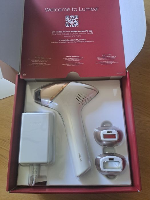 Philips Lumea IPL Series 9900 Фотоепилатор