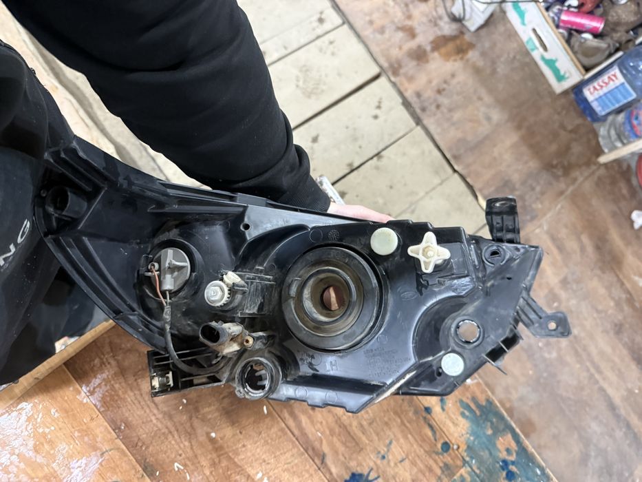 Фара гранта FL левая оригинал