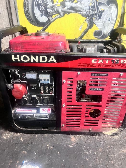 Продам дизельный генератор Honda 12kw
