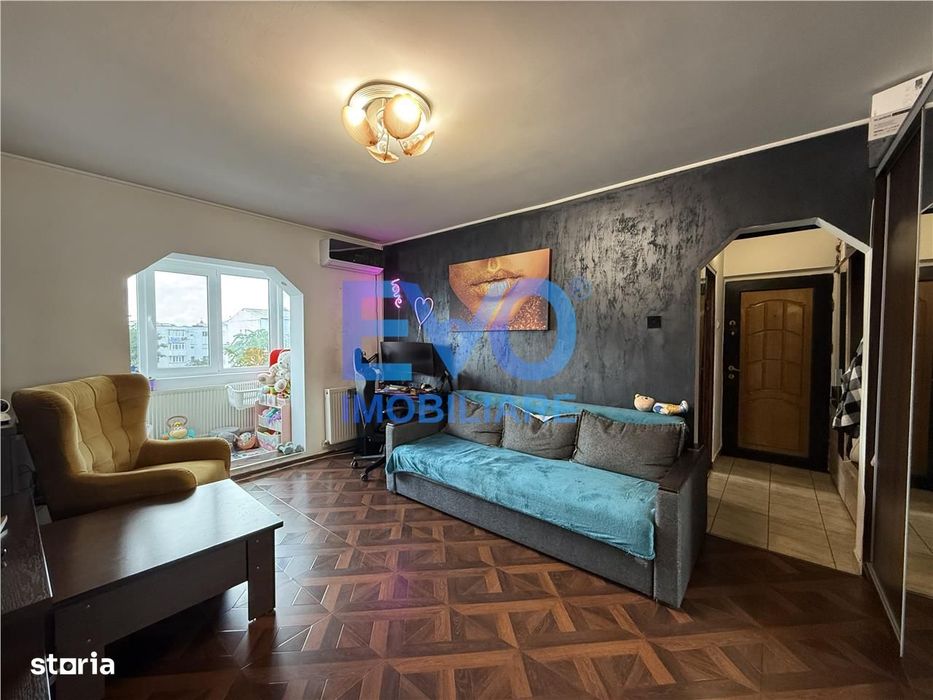 Apartament De Vanzare Cu 2 Camere,  Zimbru