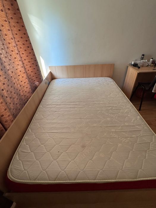 Mobila de vinzare