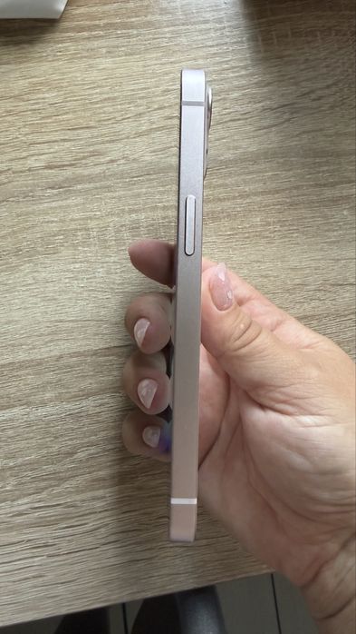 Продам iphone 13 розовый , 256 гб
