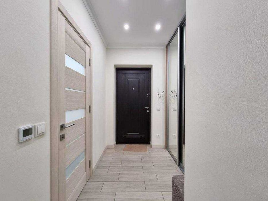 Срочно сдается квартира в центре ЖК Чакар, ор-р Ташкент Сити 7/16 [P8]