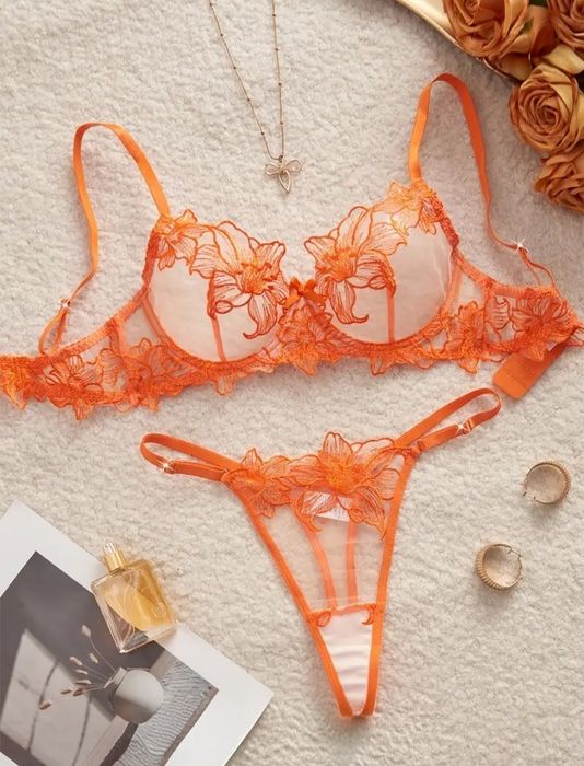 Дамско секси,стилно бельо и бански комплекти