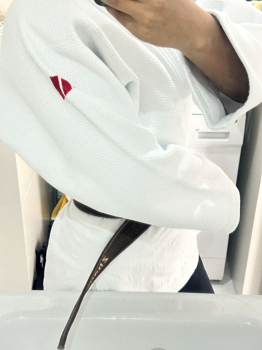 Кимоно адидас срочно