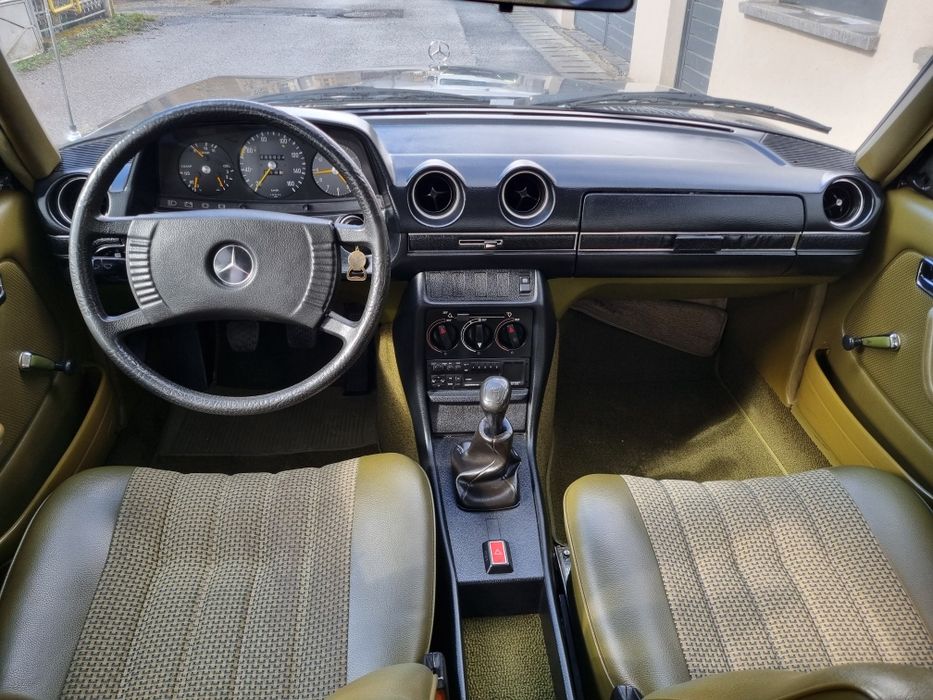 MERCEDES-BENZ E-Class 1977 — imagine 5