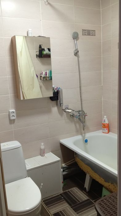 Продам 2 кв 8 мкр