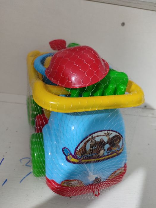 Игрушки Лего, грузовик для песочницы