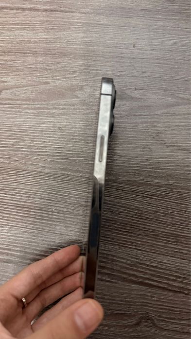 Продам телефон айфон 13 про макс