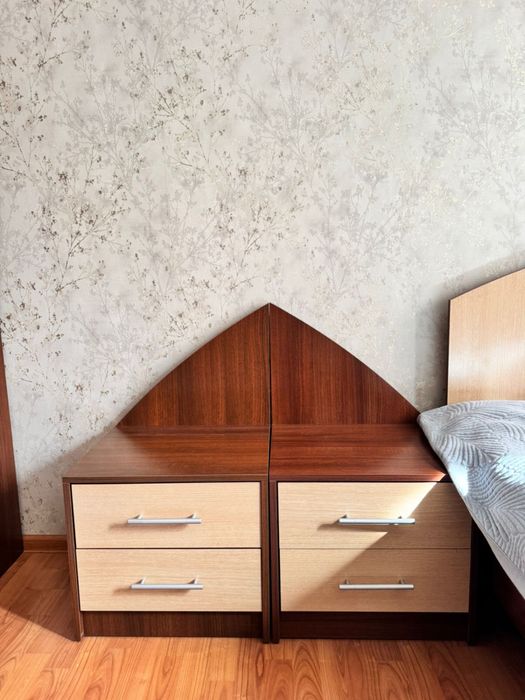 Продам спальный гарнитур