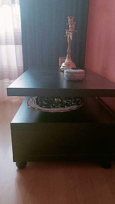 Vând măsuță living