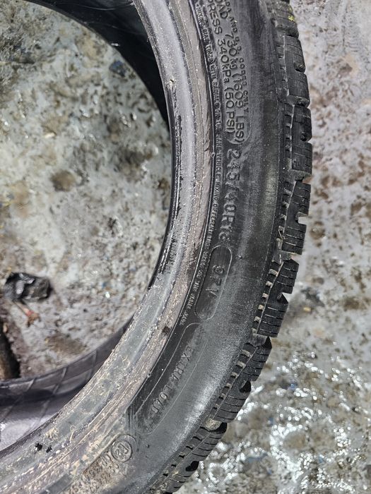 245 40 18 m+s michelin