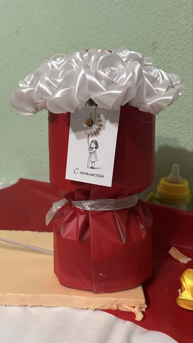 Цветы атласных лент букеты 17 шт