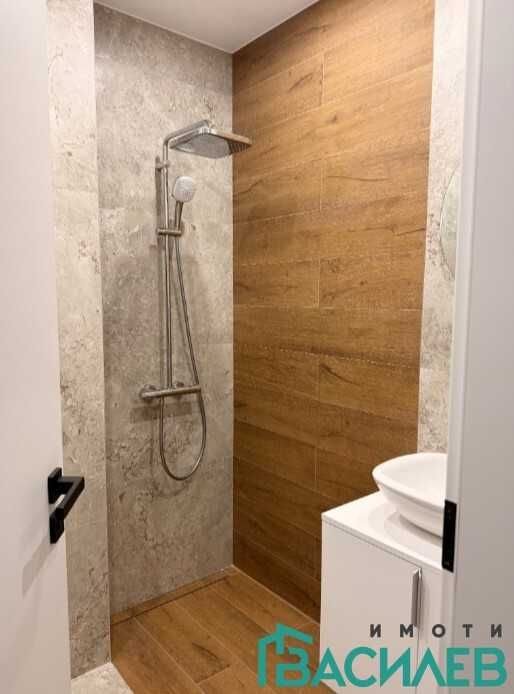 Продава се Двустаен апартамент в София, Център - 62 кв.м за 2304 €/кв.м - Снимка #4