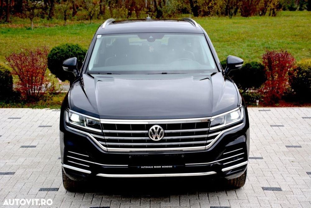 Vând Volkswagen Touareg . Variante auto !