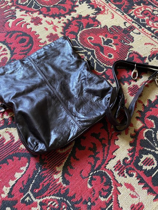 Дамска раница и чанти