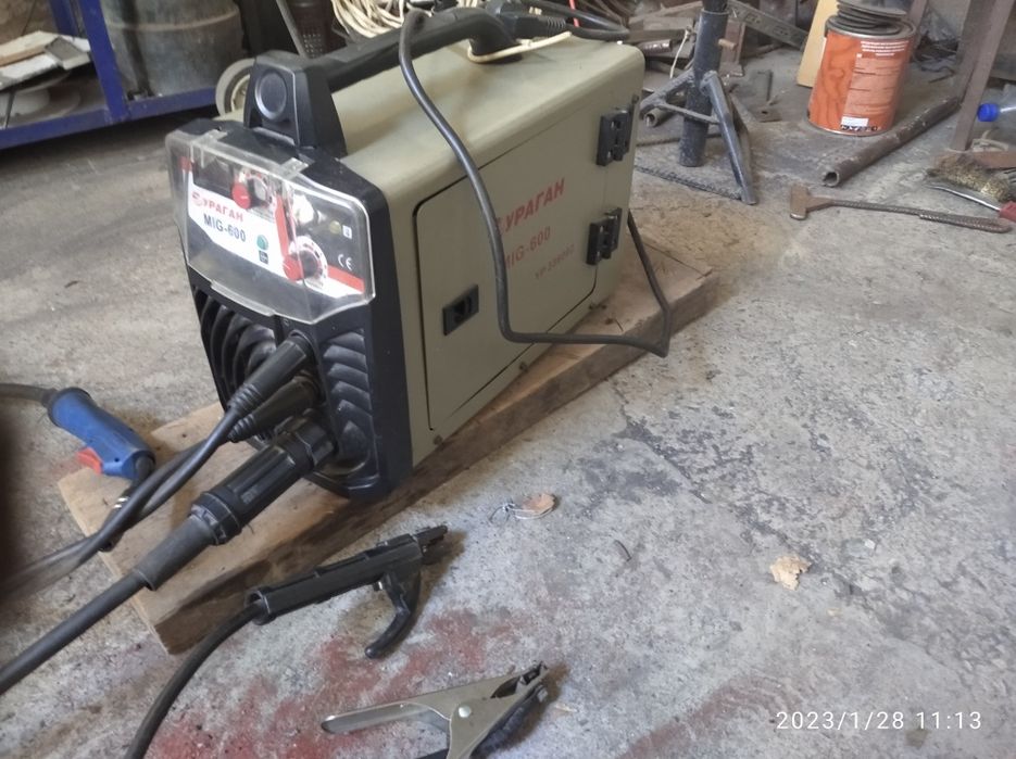 Продам инверторный сварочный аппарат