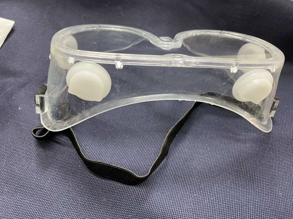 Продам защитные очки