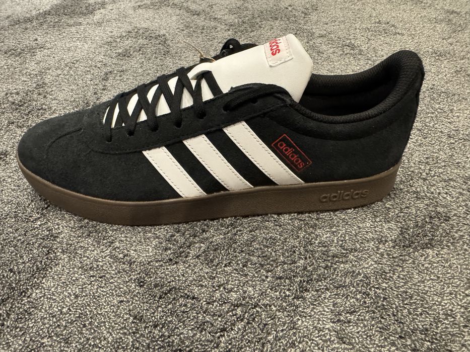 Adidas * VL Court * 44
