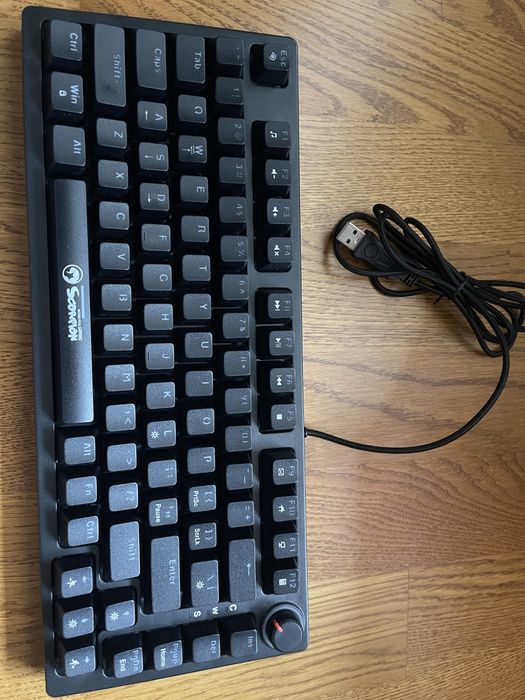 Tastatura gamin KG904 scorpion