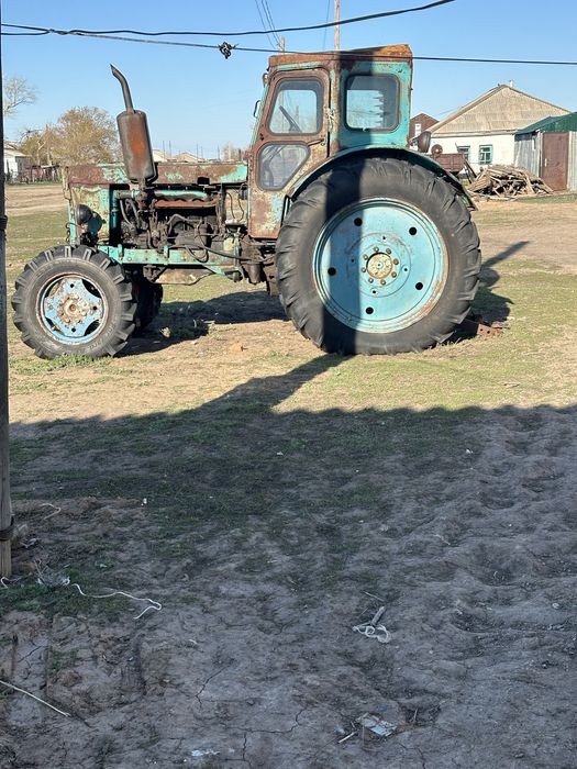 Трактор т-40.