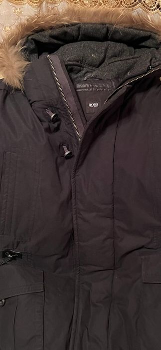 Пуховик BOSS оригинал