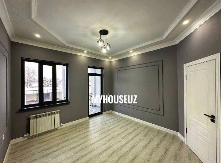 Продаётся Дом Госпитальный 4,75-Соток 5-комнат 200м2