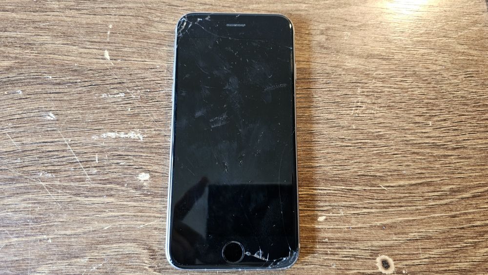 iPhone 6s silver