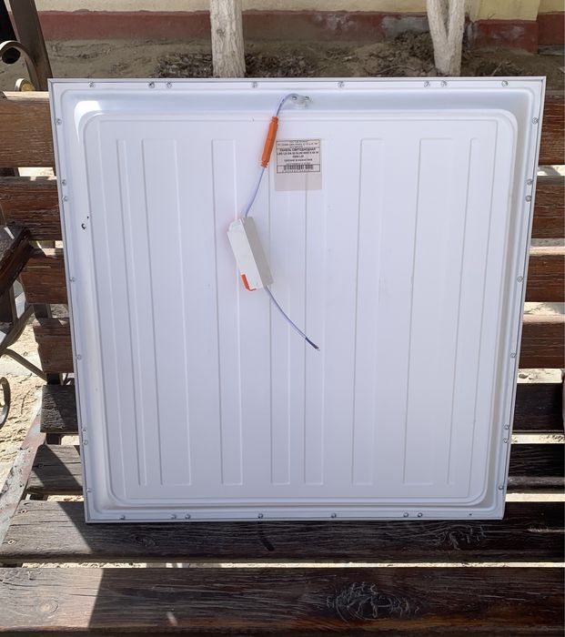 Светильник матовый потолочный