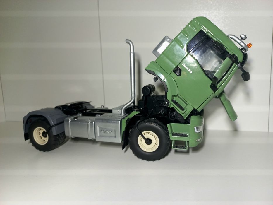 1:32 Wiking MAN TGS 4x4