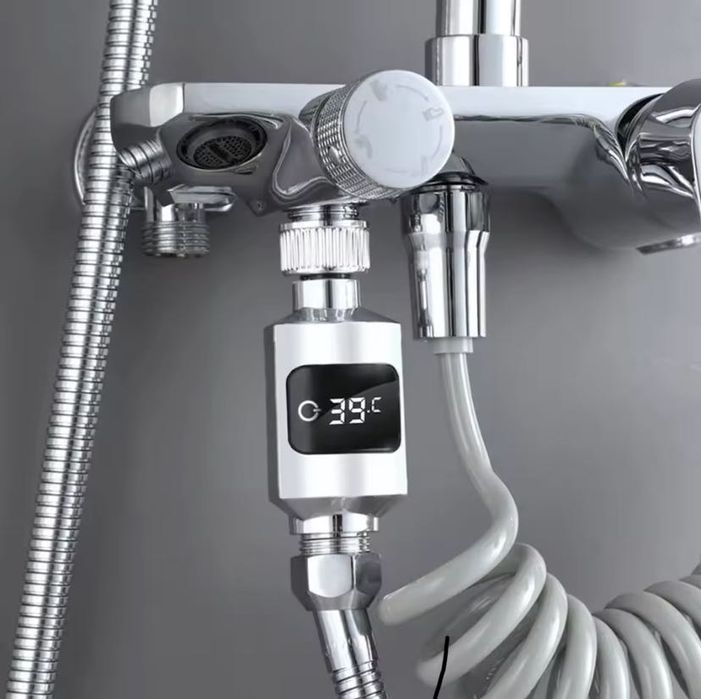 Термометър за течаща вода