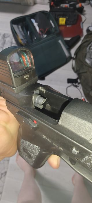 Pistol airsoft ASG P-09 OR, cu 4 încărcătoare
