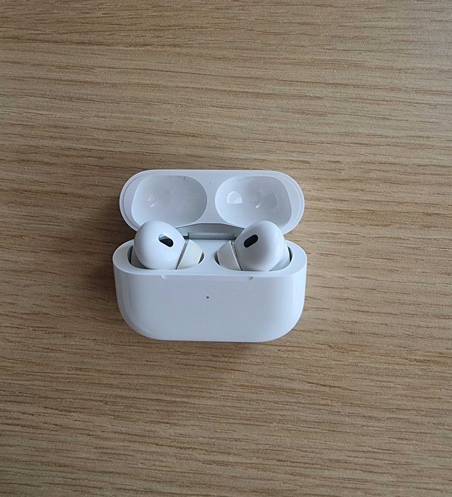 Casti Apple Airpods Pro 2 Originale - Type-C, in stare foarte buna