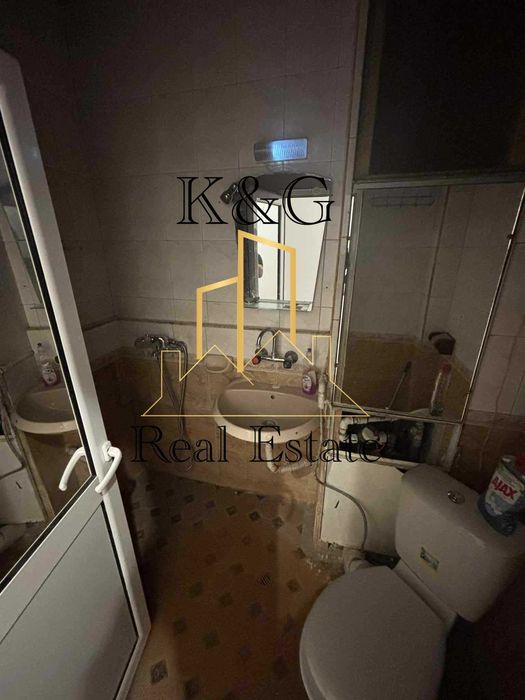 Продава се Двустаен апартамент в Разград, Орел - 58 кв.м за 1275 €/кв.м - Снимка #3