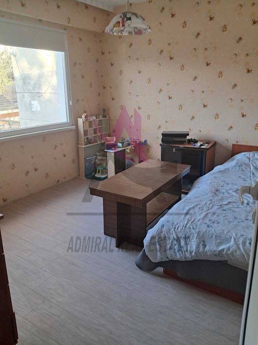 Три отделни стаи -Владиславово