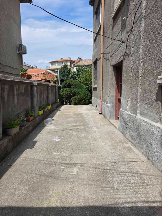 Продава се Етаж от къща в Хасково, Училищни - 94 кв.м за 514 €/кв.м - Снимка #6