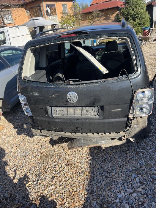 Volkswagen Touran 2.0 ecofuel CNG  109ps НА ЧАСТИ