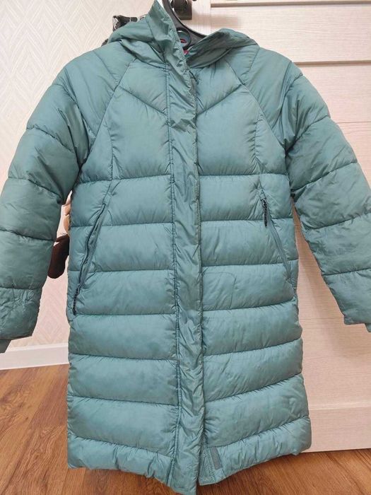 Зимняя куртка для девочки